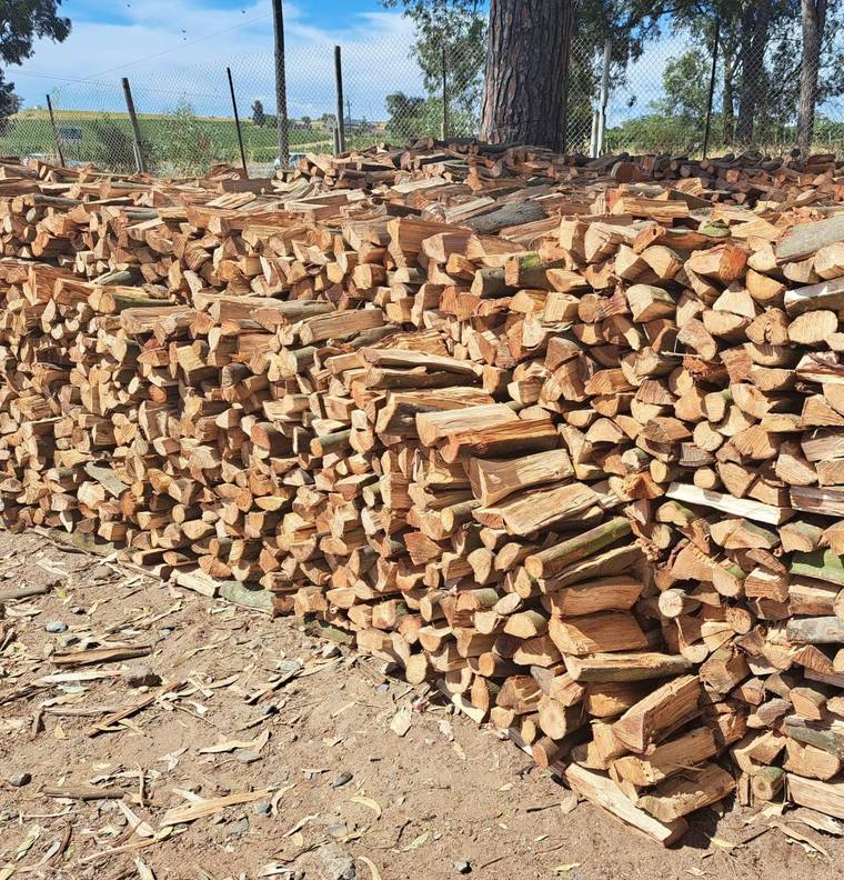 Sekelbos firewood